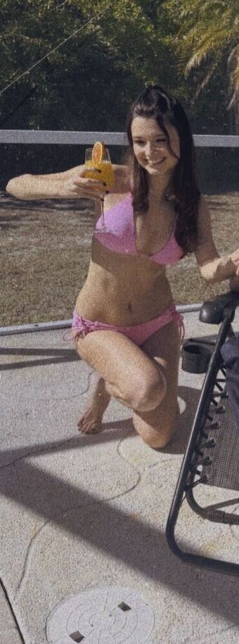 Letty/borntopiss/nicetogirls Nude Leaks OnlyFans Photo 4