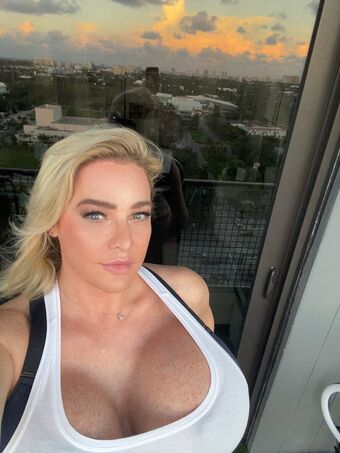 Lexi Cox Nude Leaks OnlyFans Photo 19