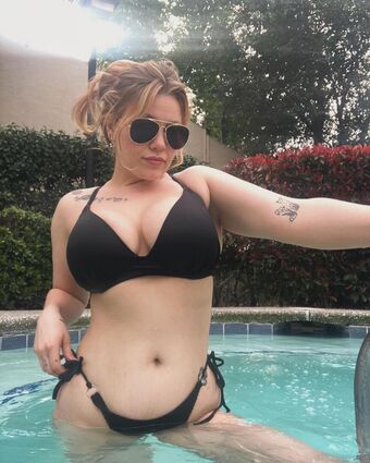 Lexie Vee