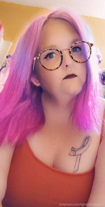 lightinthedark21 Nude Leaks OnlyFans Photo 13