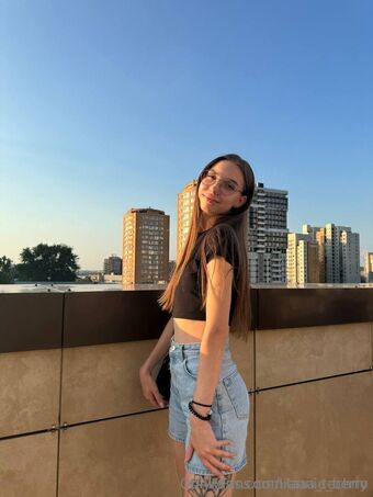 lilaaa_techno