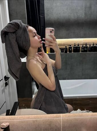 lilolendis Nude Leaks OnlyFans Photo 29