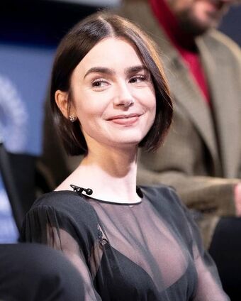 Lily Collins