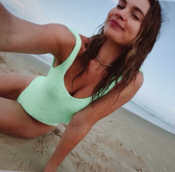 Lily James Nude Leaks OnlyFans Photo 492