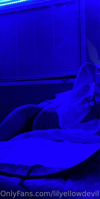 Lilyellowdevil Nude Leaks OnlyFans Photo 4