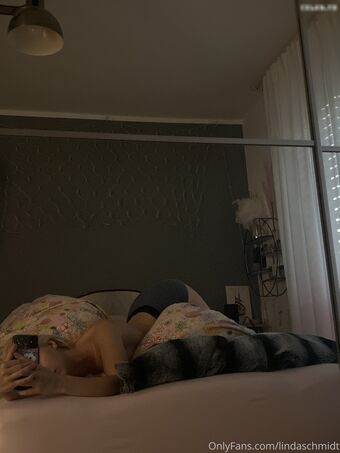 Linda Schmidt Nude Leaks OnlyFans Photo 6