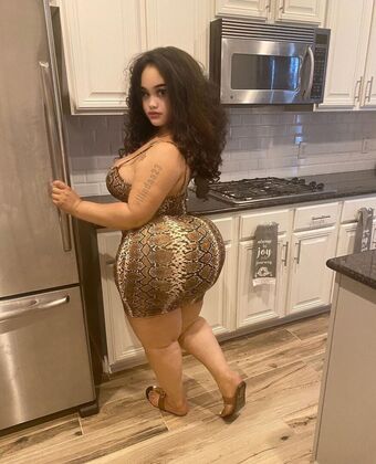 Lindaa23
