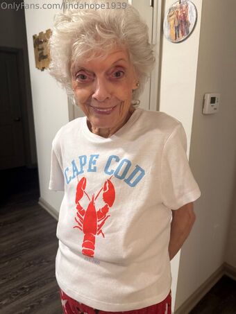 lindahope1939 Nude Leaks OnlyFans Photo 69