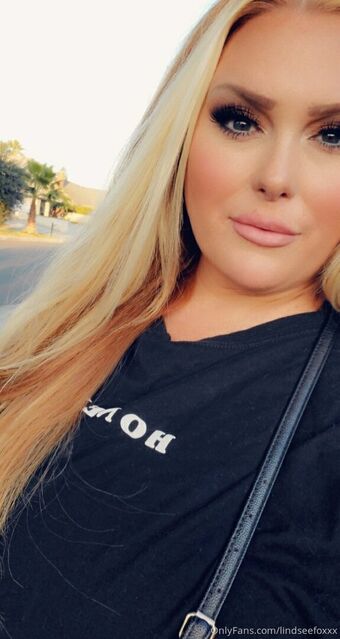 lindseefoxxx