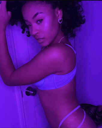 Lionesscave