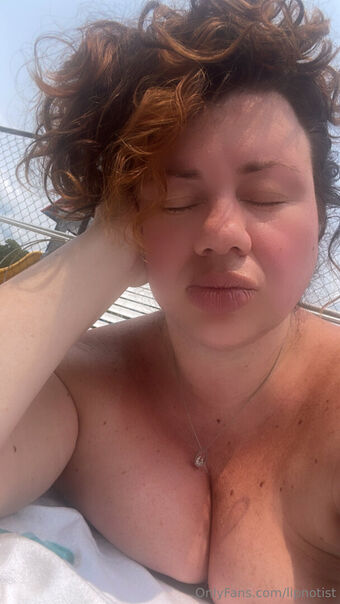 lipnotist Nude Leaks OnlyFans Photo 7