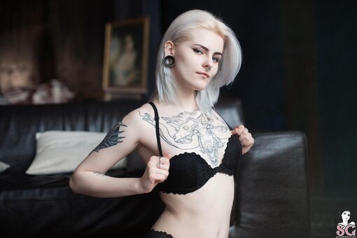 Livermorium Nude Leaks OnlyFans Photo 20