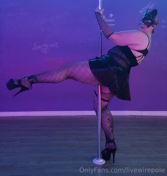 livewirepole Nude Leaks OnlyFans Photo 18