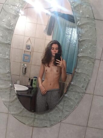 liviakotlova Nude Leaks OnlyFans Photo 13