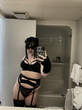 Lizzdoll