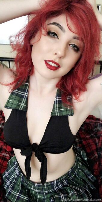 Lizzi Blake