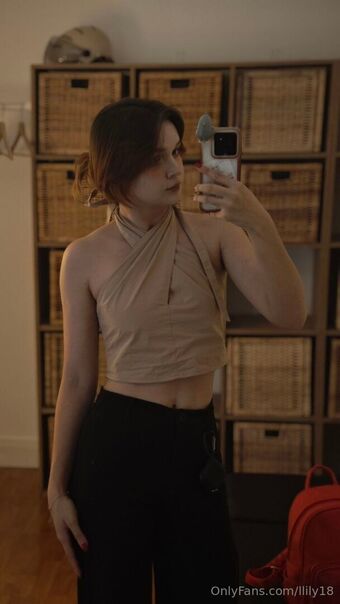 llily18 Nude Leaks OnlyFans Photo 35
