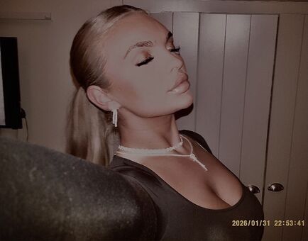 Lois Rae Nude Leaks OnlyFans Photo 10