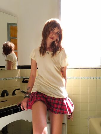 lolabllue Nude Leaks OnlyFans Photo 41