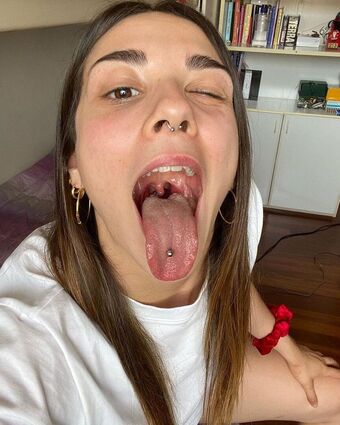 Long Tongue Fetish Nude Leaks OnlyFans Photo 77