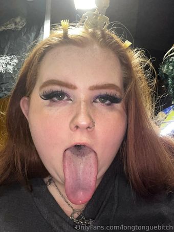 Longtonguebitch