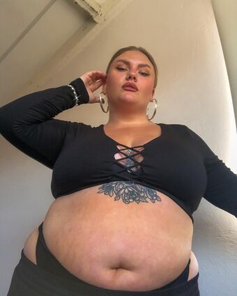 Lovaeij Nude Leaks OnlyFans Photo 1