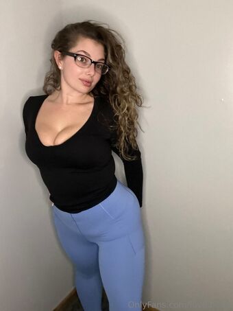 lovealexis Nude Leaks OnlyFans Photo 18