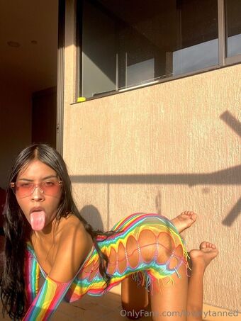 lovelytanned