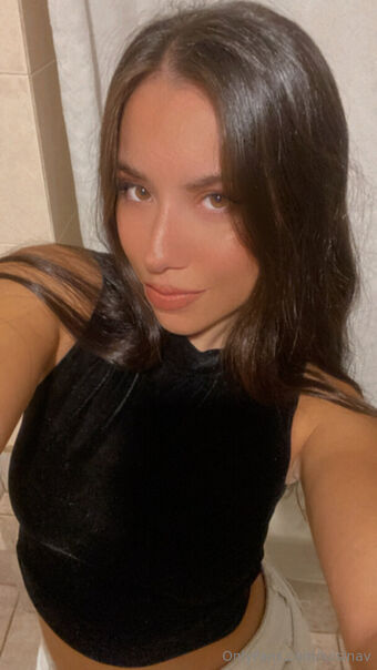 luisinav Nude Leaks OnlyFans Photo 23