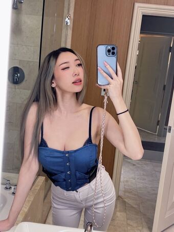 Luna Ly Nude Leaks OnlyFans Photo 30