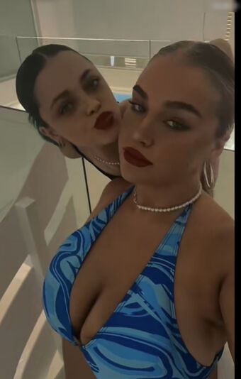 Lusandraa Nude Leaks OnlyFans Photo 15