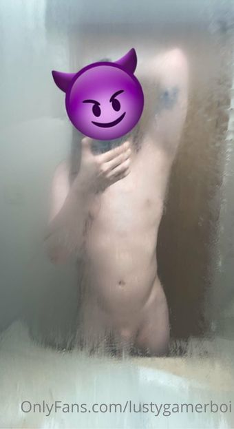 lustygamerboi Nude Leaks OnlyFans Photo 16
