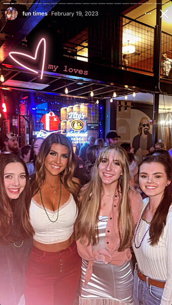 Lydia Hollis Nude Leaks OnlyFans Photo 38