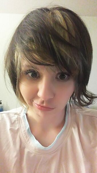 Lydia Sweets / Misslydia-sweets / the_bad_millennial