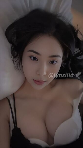 Lynzilia Nude Leaks OnlyFans Photo 26