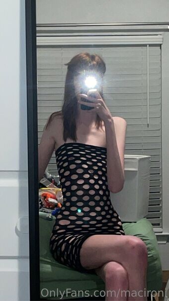 Maci Currin Macironi