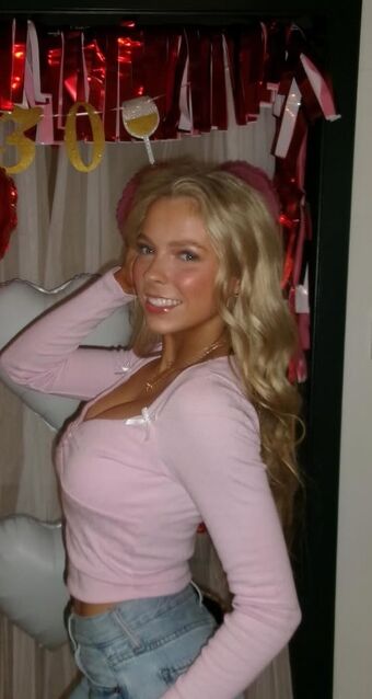 macysmeyers_ Nude Leaks OnlyFans Photo 19