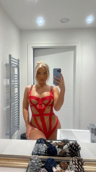 Madelen Wright Nude Leaks OnlyFans Photo 8