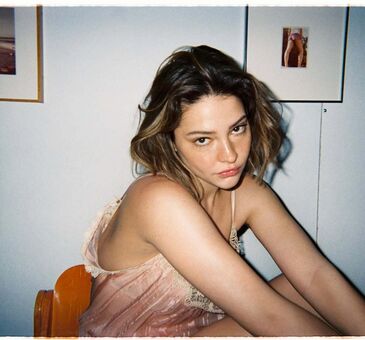 Madelyn Cline Nude Leaks OnlyFans Photo 129