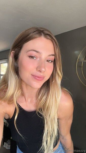 maezzy Nude Leaks OnlyFans Photo 13
