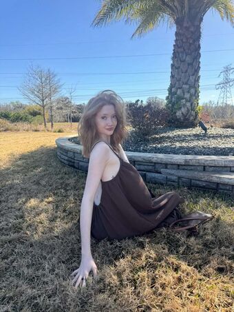 Makenna Kelly / Lifewithmak Nude Leaks OnlyFans Photo 38