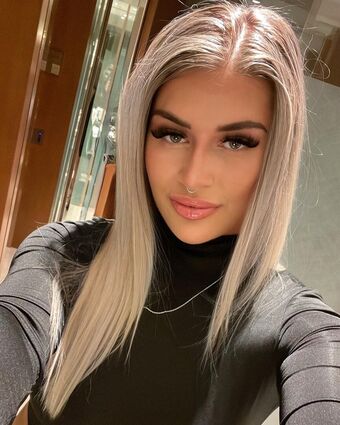 Marf Nude Leaks OnlyFans Photo 17