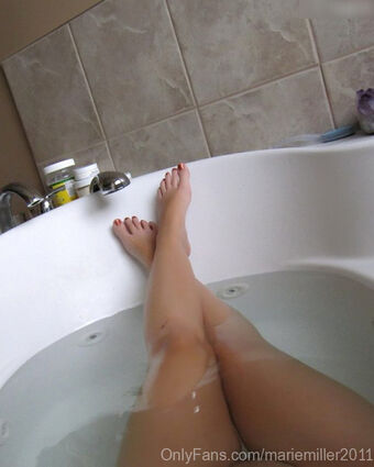 Marie Müller Nude Leaks OnlyFans Photo 9