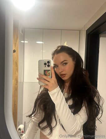 Maripsis Nude Leaks OnlyFans Photo 11