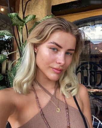 Mary.Bella