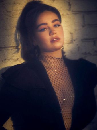 Mary Mouser Nude Leaks OnlyFans Photo 7