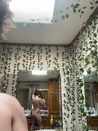 massivemaxy Nude Leaks OnlyFans Photo 8