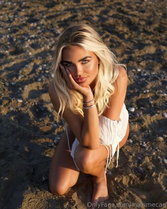 maximecae Nude Leaks OnlyFans Photo 9
