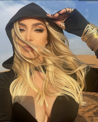 Maya berovic Nude Leaks OnlyFans Photo 9