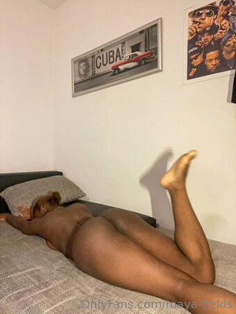 Maya-fields Nude Leaks OnlyFans Photo 2
